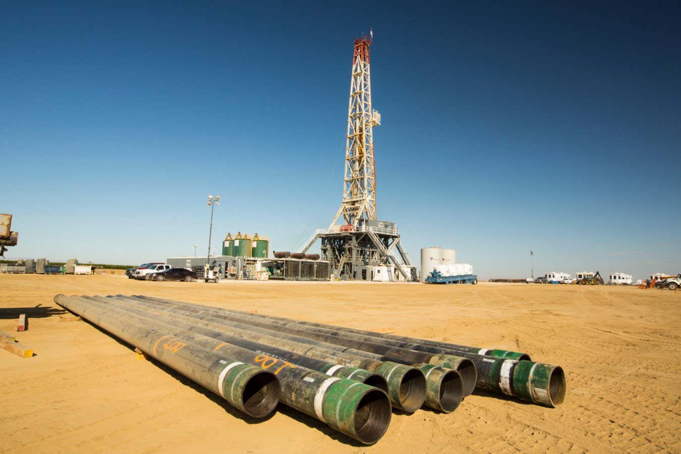 Petrol firmalarının 'PR spiel' olarak etiketlenmiş net sıfır petrol çıkarma planları