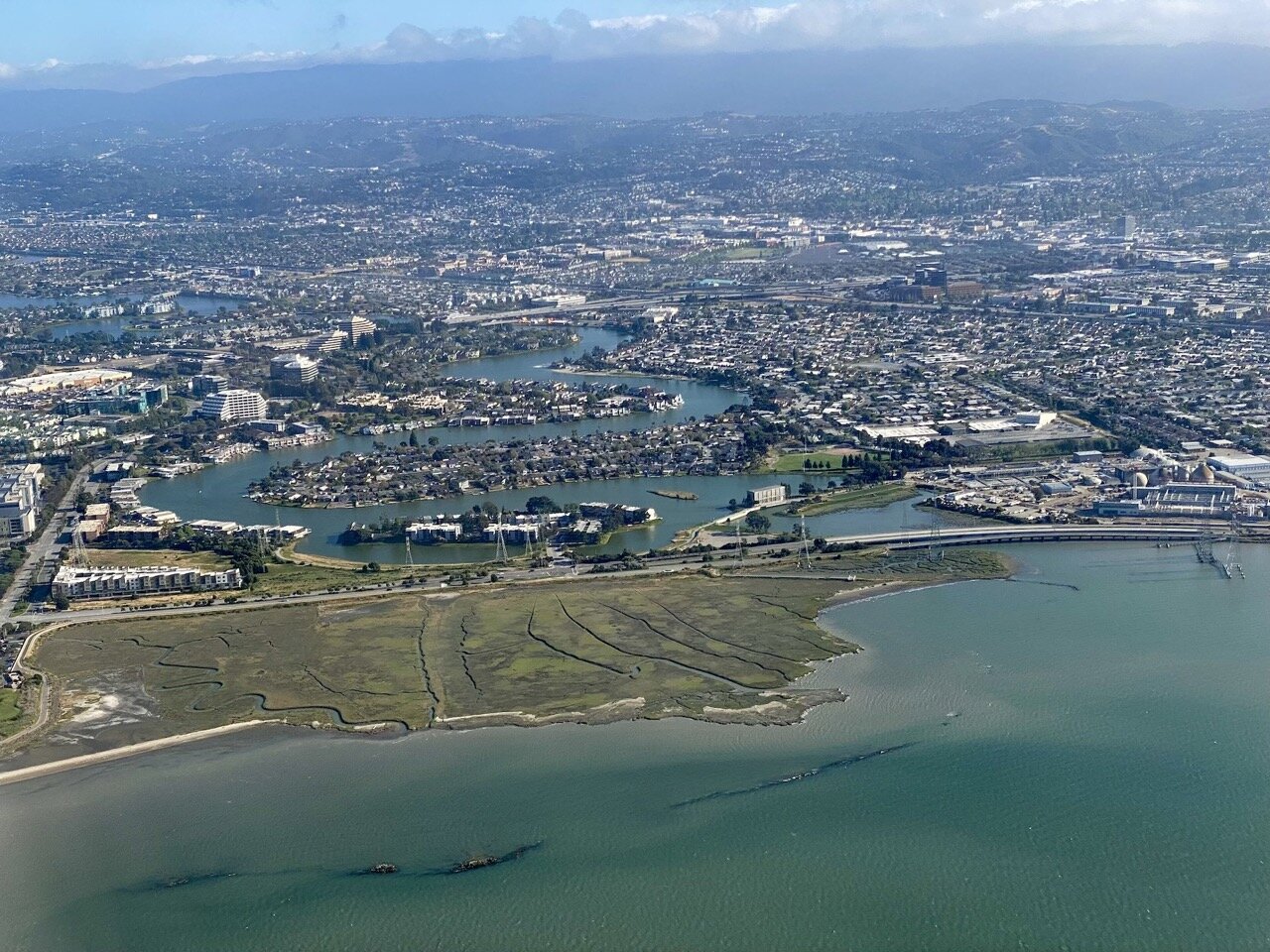 Fırtınaya Karşı: Araştırmacılar Yatay Leve ile Yeni Bir Kıyı Savunma Hattı Modelle