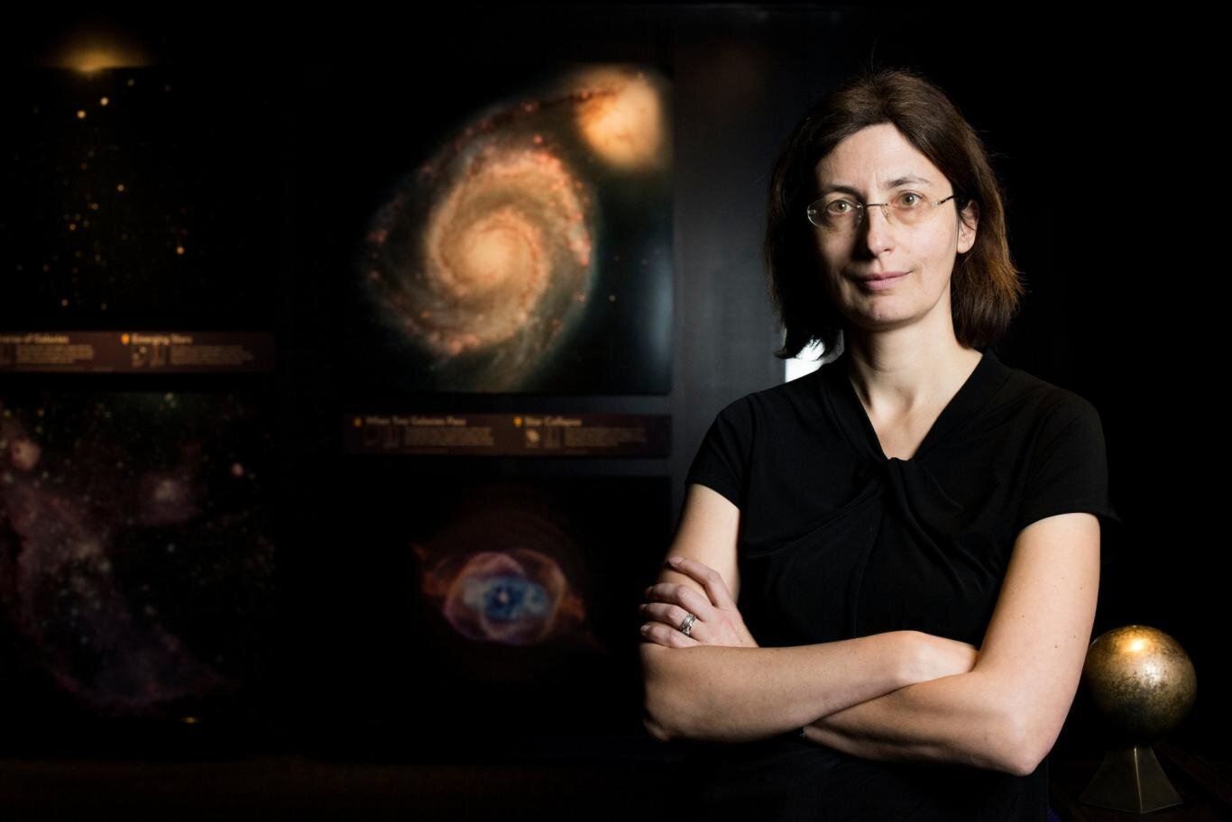 Webb, 5 milyar ışık yılı uzaklıktaki bir galakside tanıdık buz kaplı tozu tespit eder