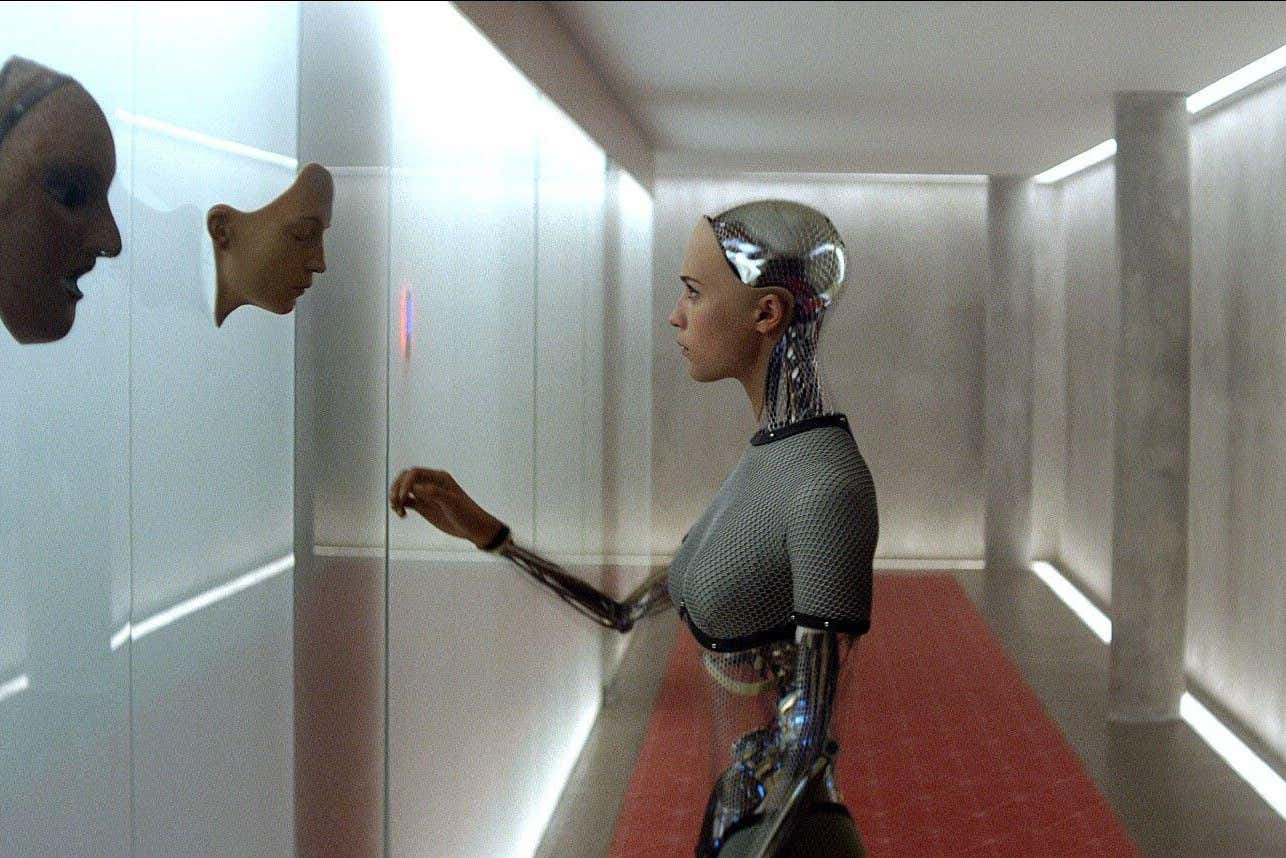 2JD8W56 ALICIA VIKANDER, EX MACHINA, 2014,