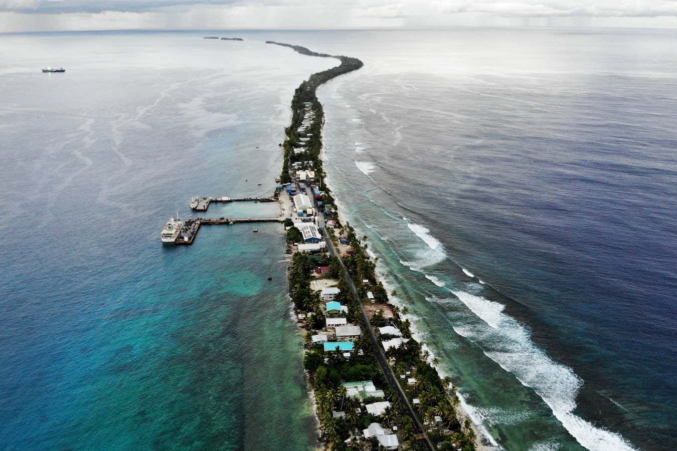 Tuvaluanların yaklaşık üçte biri iklim göçü vizesi için başvurdu