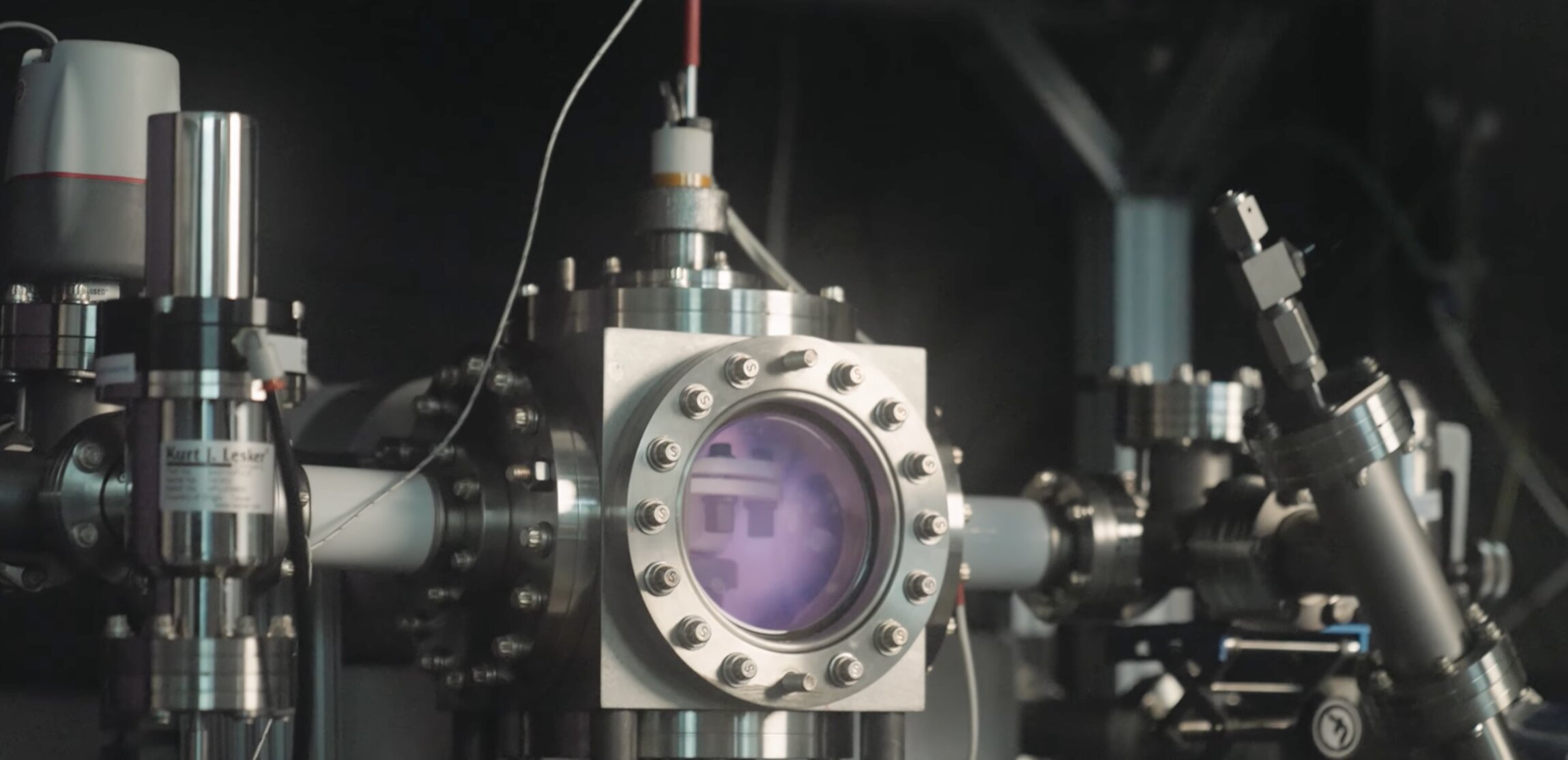 Oda sıcaklığı reaktörü, nükleer füzyon oranlarını artırmak için elektrokimya kullanır