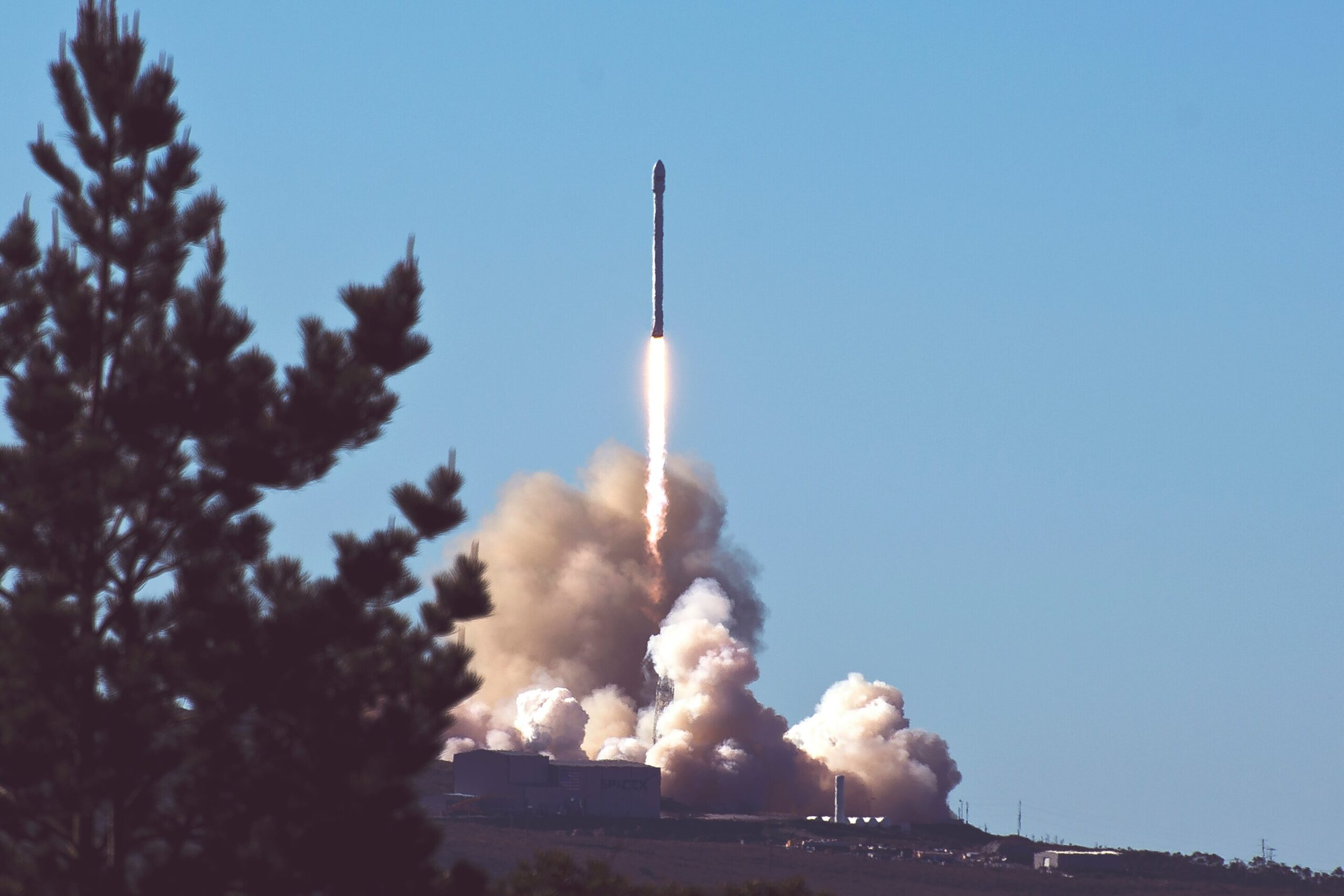SpaceX, Roket'in Kaliforniya kıyılarından fırlatılmasını neredeyse iki katına çıkarmayı umuyor; itiraz etmesi muhtemel bir durum paneli