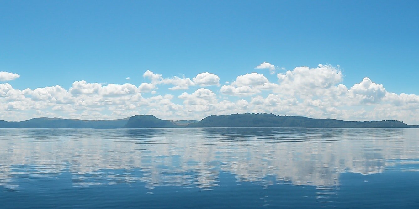 Lakeshore sığlıkları biyolojik çeşitlilik sıcak noktaları olabilir - ancak ısınma karmaşık ekolojilerini değiştiriyor