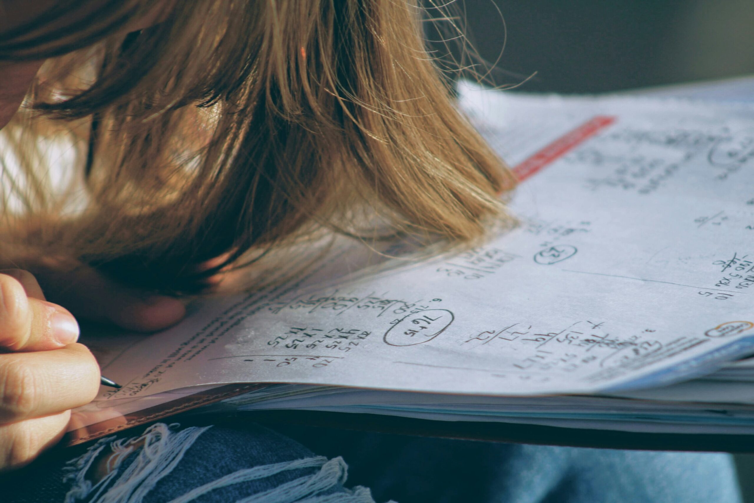 Aceleye getirilmiş yeni bir matematik müfredatının hiçbir anlamı yok. Doğru cevap daha fazla zamandır