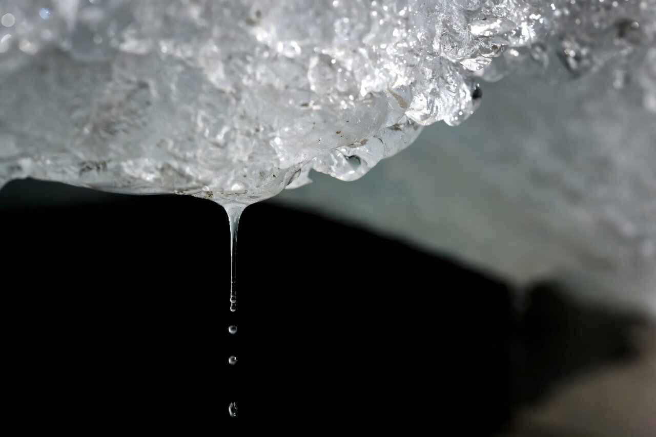 İsviçre buzulları son on yılda çeyrek düştü: Çalışma