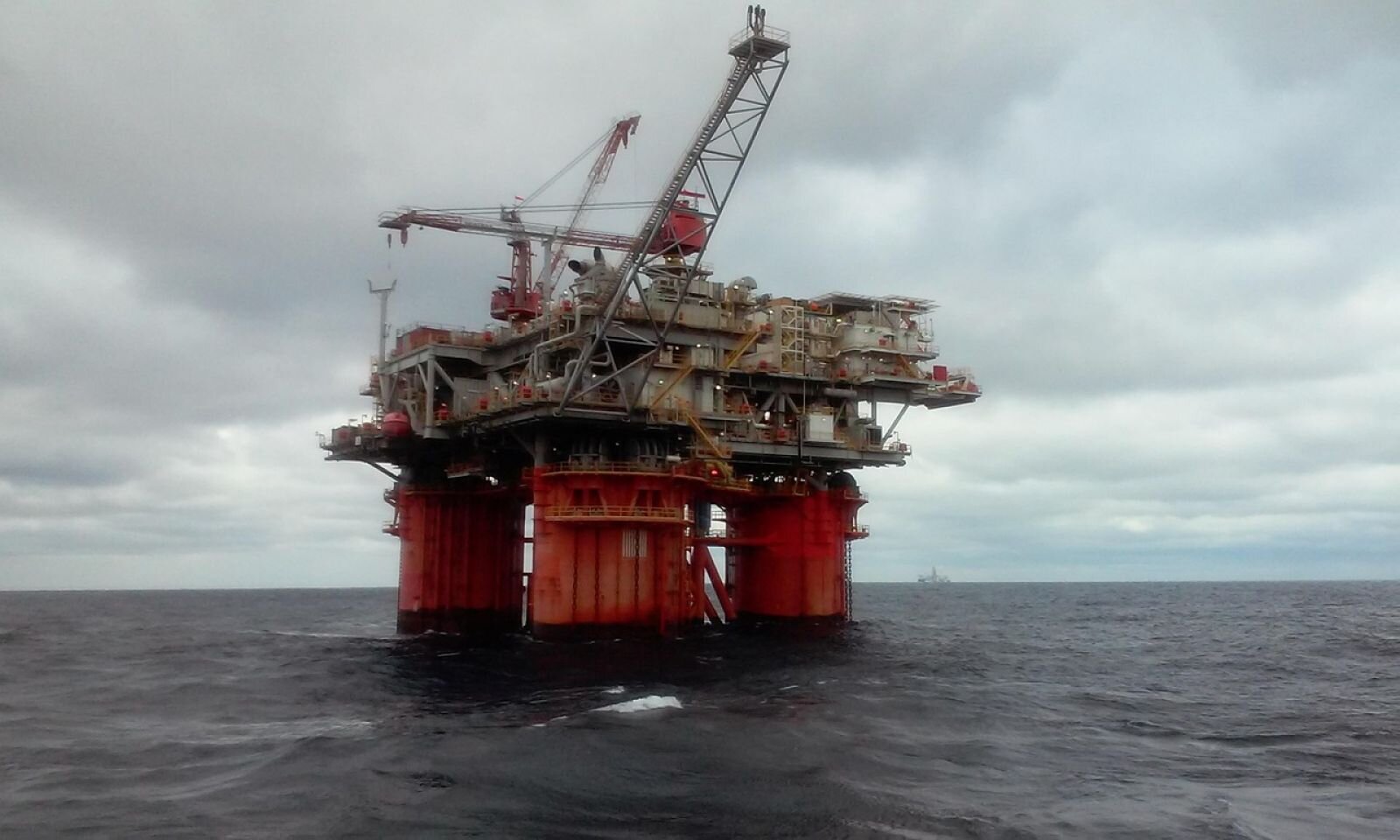 Yapay zeka algoritması, hassas petrol sızıntısı tespiti için farklı uydu görüntülerini birleştirir