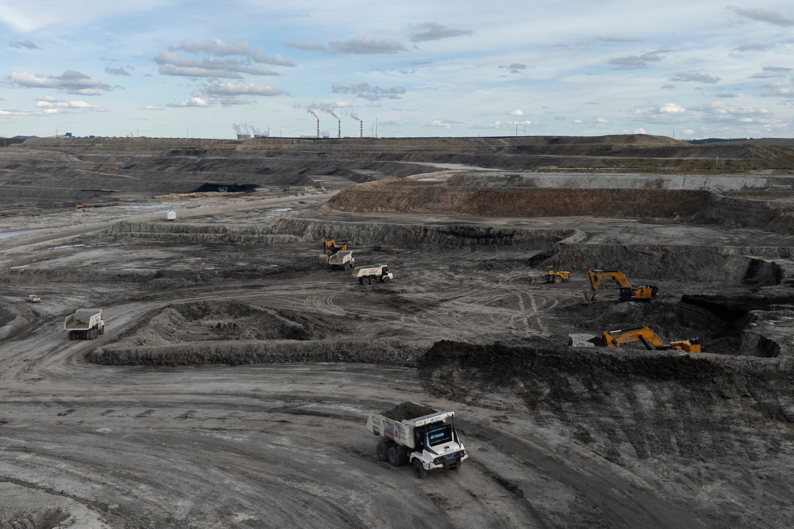 Dünyanın en büyük karbon kirleticisi olan Çin'in iklim hedeflerini aşması muhtemeldir. Bu yeterli olacak mı?