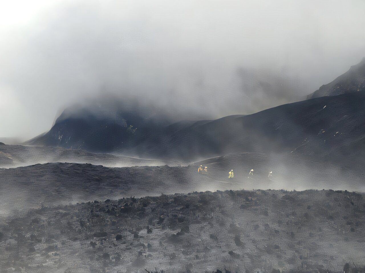 Yangın söndürüldü ancak Tongariro artık benzersiz biyolojik mirasını kaybetme riskiyle karşı karşıya